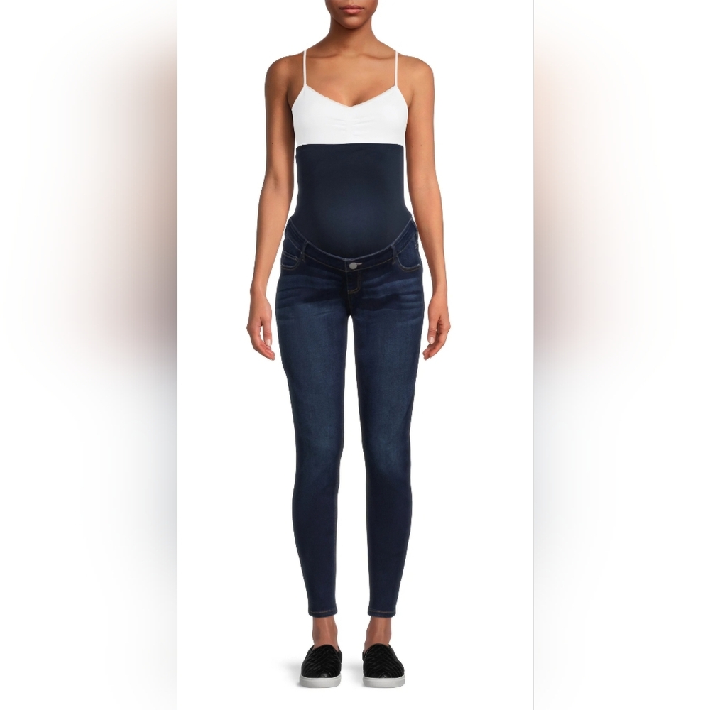 Time and Tru Maternity Skinny Jeans Dark Wash Pull-On Stretch NWT.